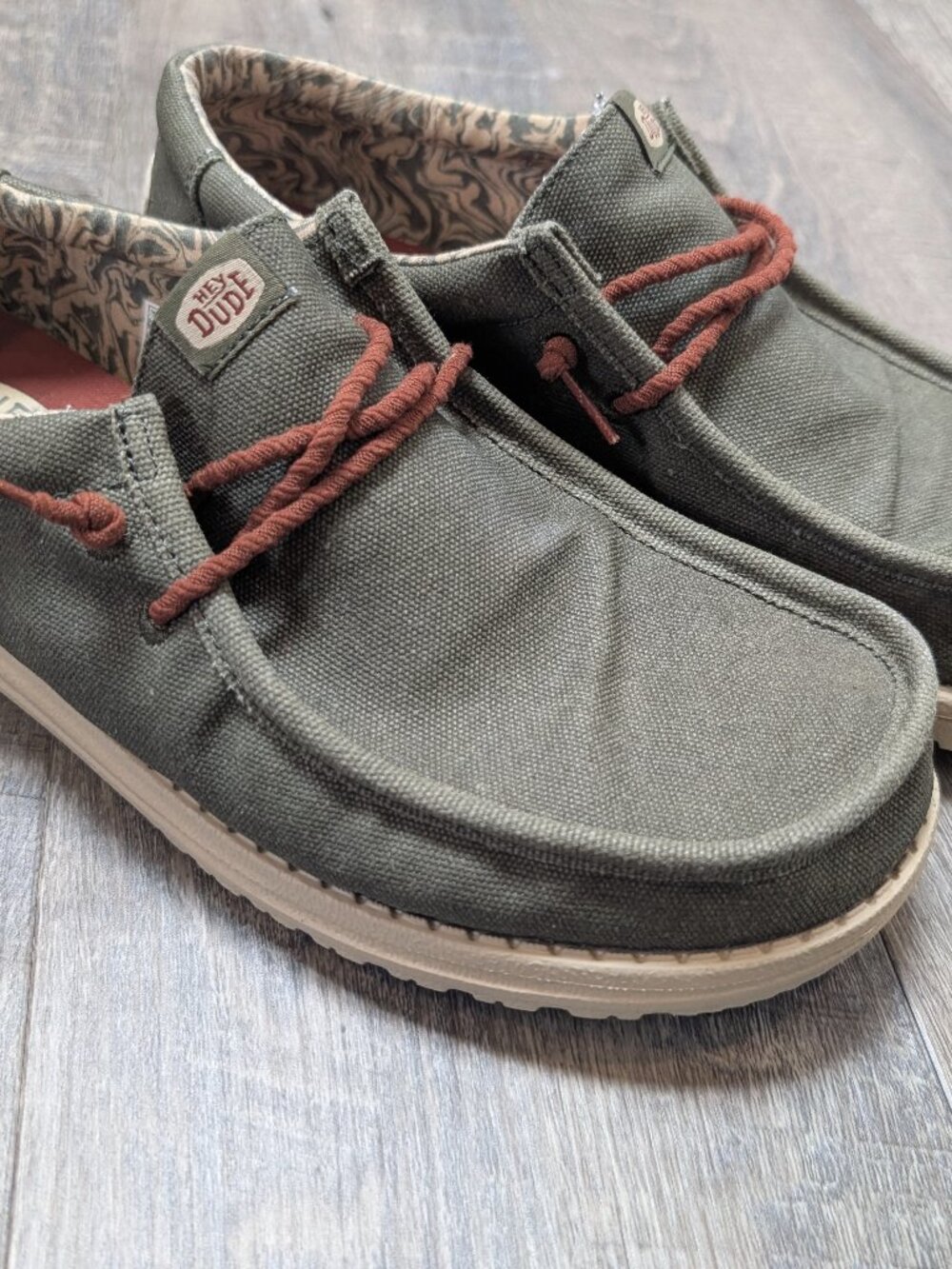 Hey Dude Wally Canvas Slip On Shoes Olive Green Men Size 13 Rust Laces